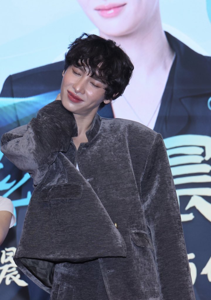 Film2 🎞 tweet media