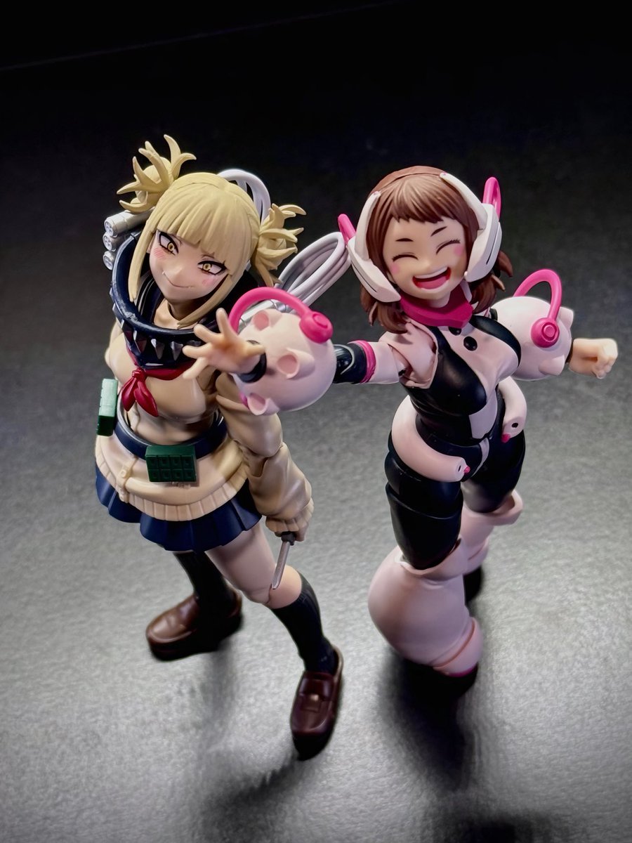 ろろろび tweet media