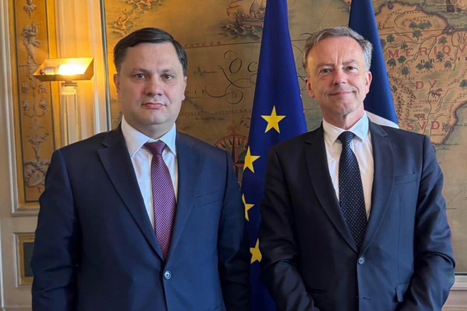 armenpress's tweet image. 🇦🇲#Armenian Ambassador, 🇫🇷#French Foreign Ministry Secretary General discuss bilateral agenda

armenpress.am/en/article/124…