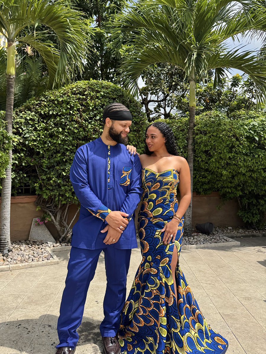 _MrsMcIntyre's tweet photo. his Ghanaian bride https://t.co/hnFyUADIzV