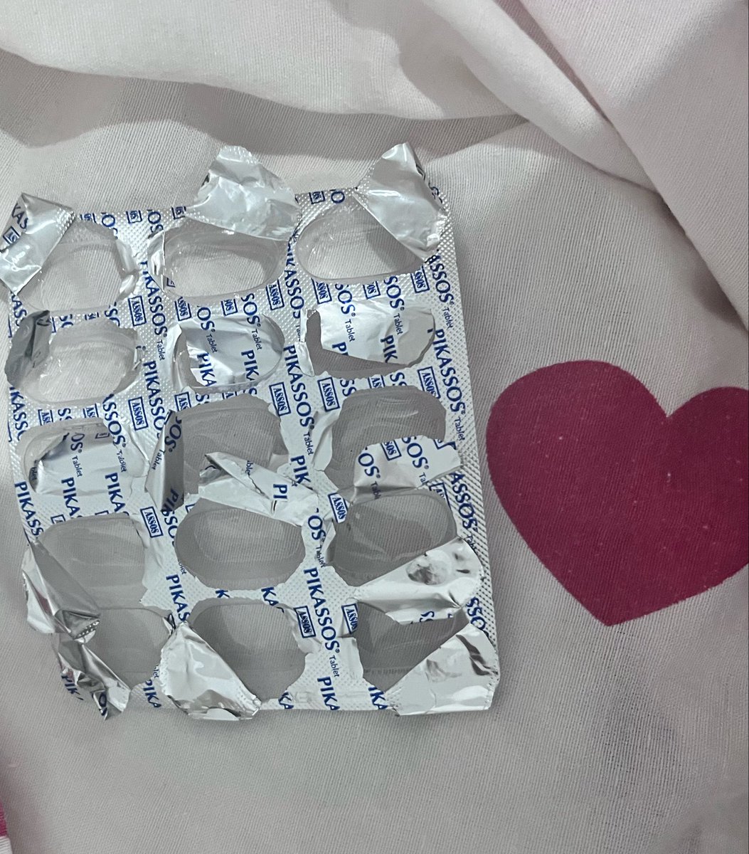 öğretmenolacakbiri tweet media