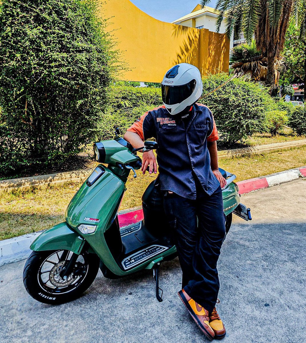 suiya_22's tweet photo. 🛵 https://t.co/rPMUX1tsBO