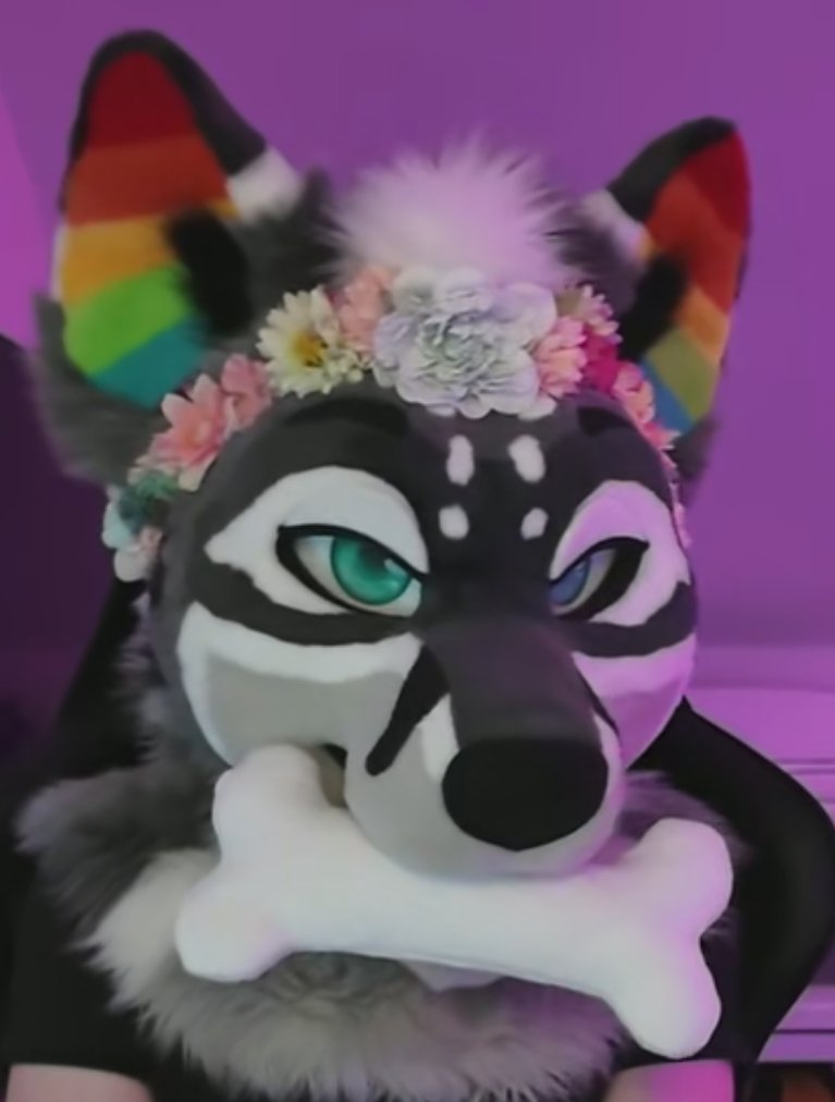 HugoPixelz? tweet media