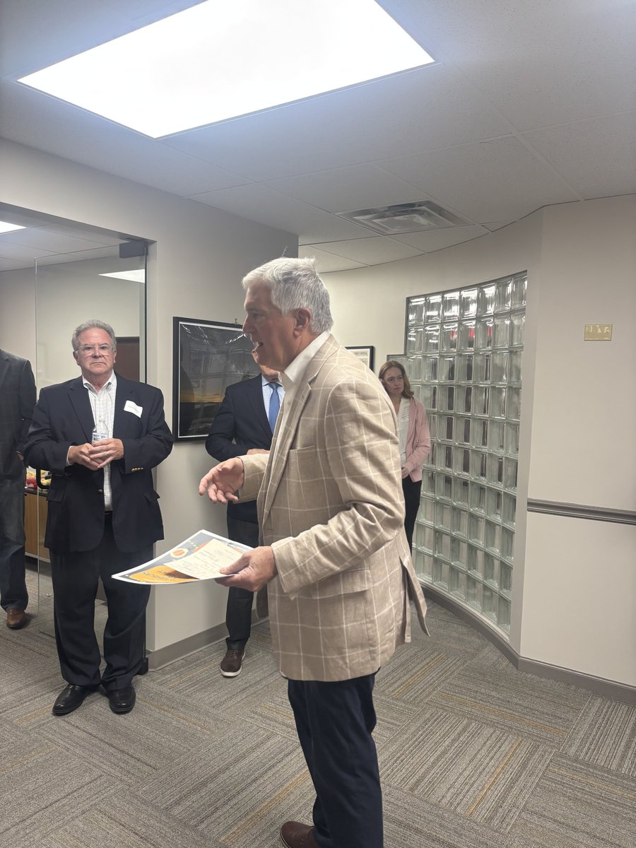 KLSforkansas's tweet photo. Thank you to everyone who joined us for our Open House on Friday! It was wonderful to connect with our community, partners, and supporters and share more about the work happening at Kansas Legal Services. We’re grateful for your continued support and for being part of what we do. https://t.co/cPPxO7BfhL