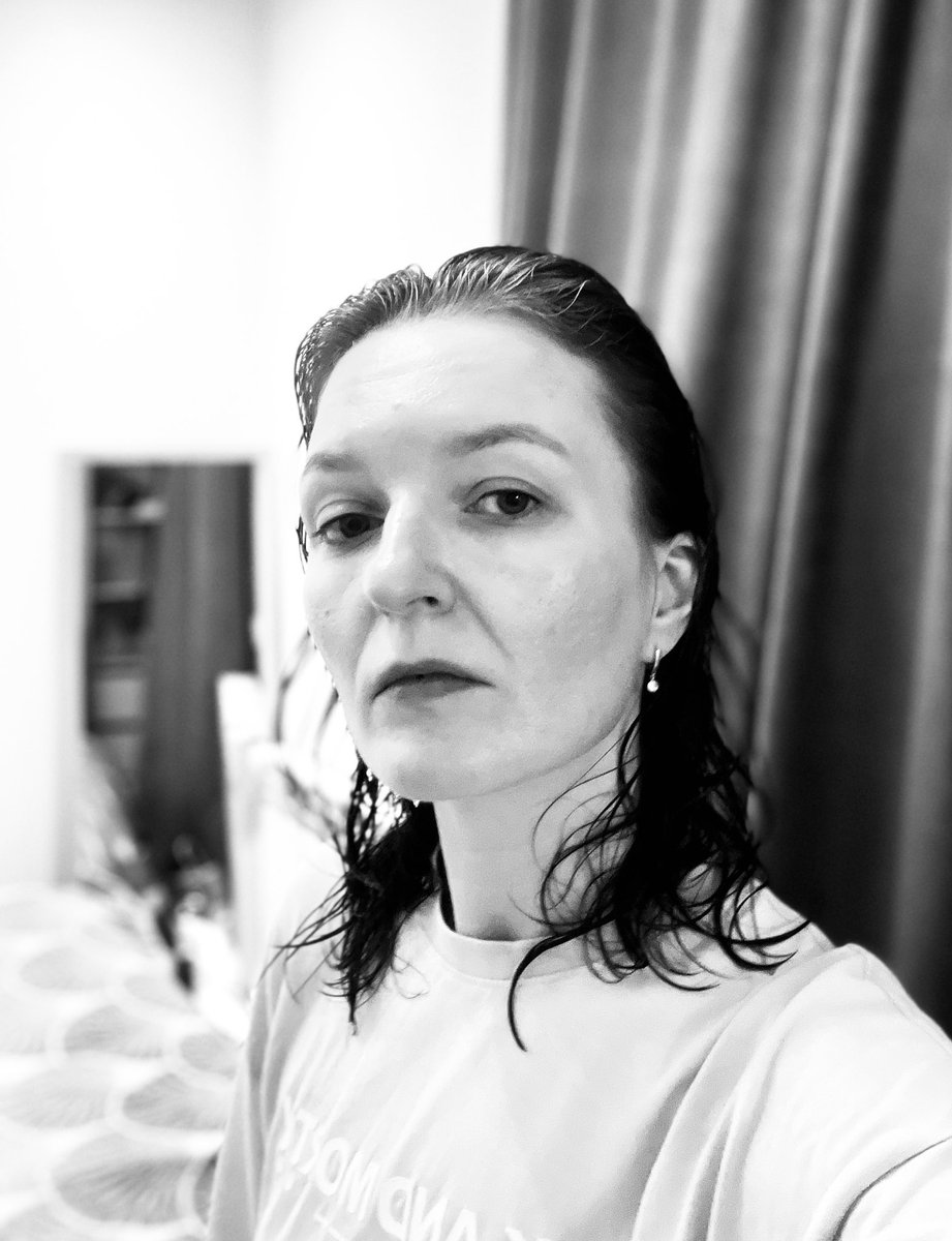 MutterDu's tweet photo. Если Паапа Эссьеду можно, почему мне нельзя? https://t.co/LhPbNgGojM
