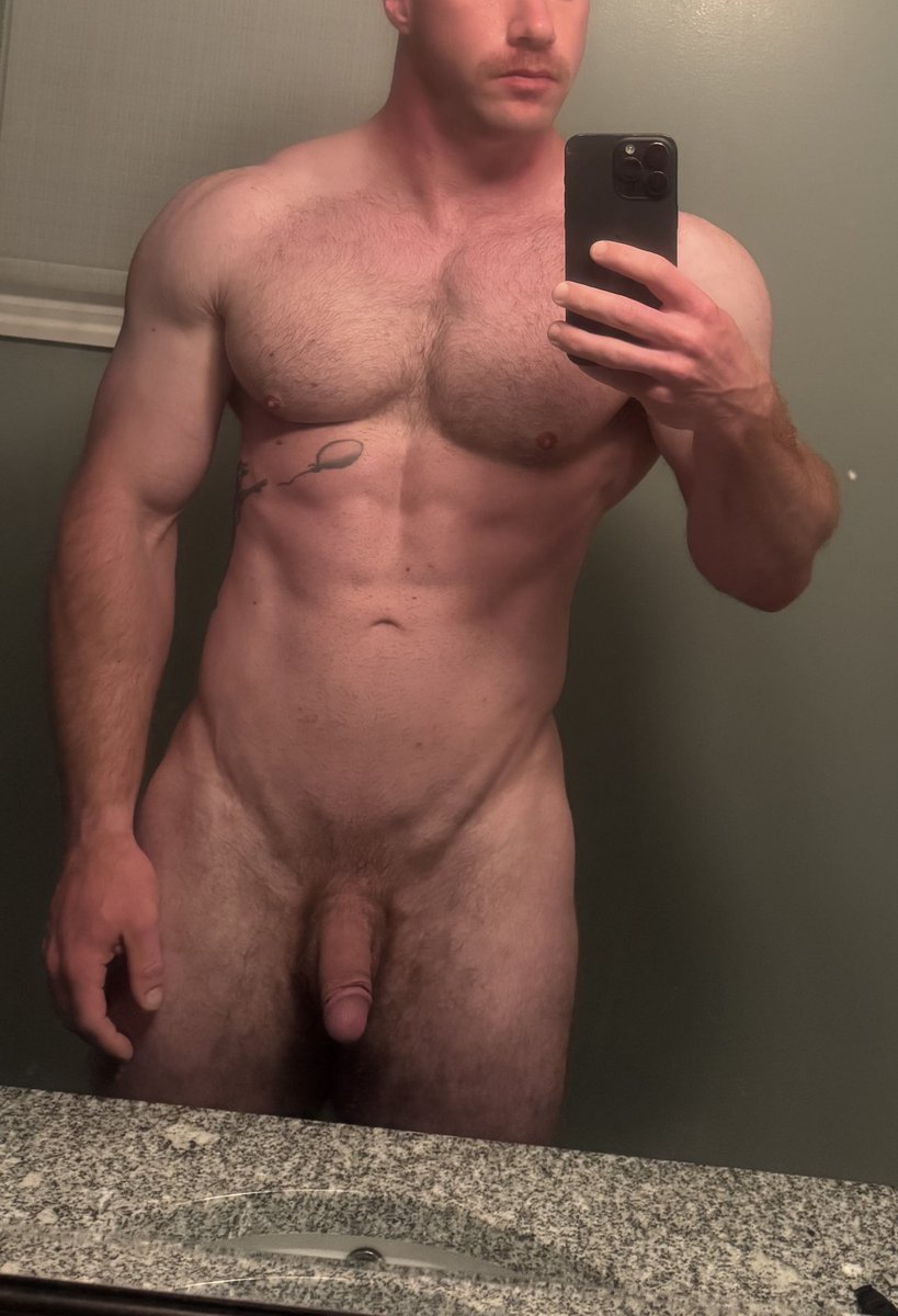 onlynudez69's tweet photo. It is 1:35 in the afternoon and all I’ve accomplished today is going to the gym and blowing 3 loads. https://t.co/2GU6EefIni