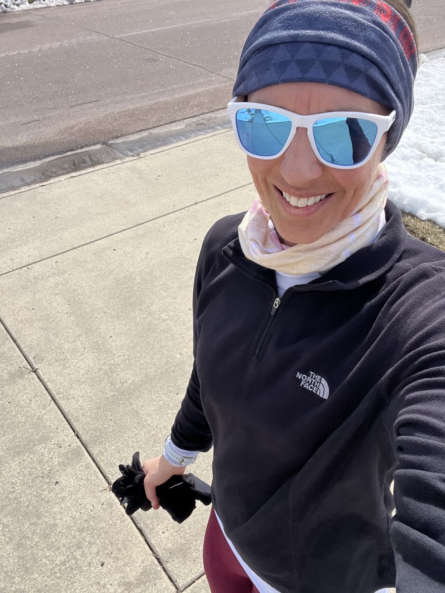 LindsayIRL's tweet image. Snow one day, rainy the next, now windy &amp;amp; warming up.

Say what you will about North Dakota weather but it makes us hearty! Good practice to train thru alllll kinds of conditions.

#marathontraining #running #workout #wellness #fitness #healthyhabits #gratitude