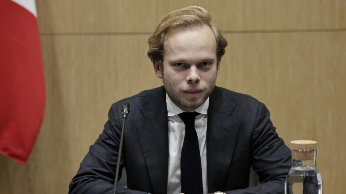 France24_fr's tweet image. Audiovisuel public: ultimes accrochages pour clore quatre mois de commission
➡️ go.france24.com/8ZI