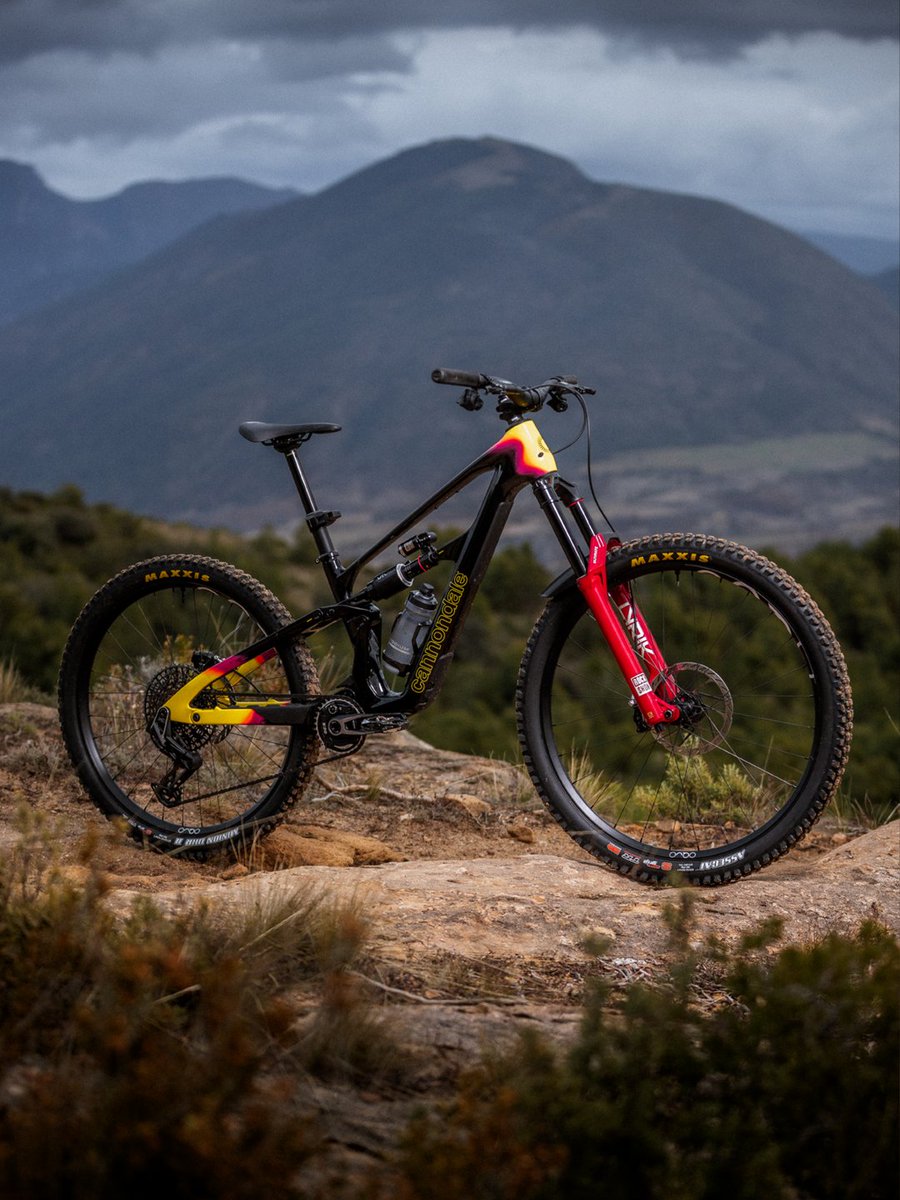 SRAM MTB tweet media
