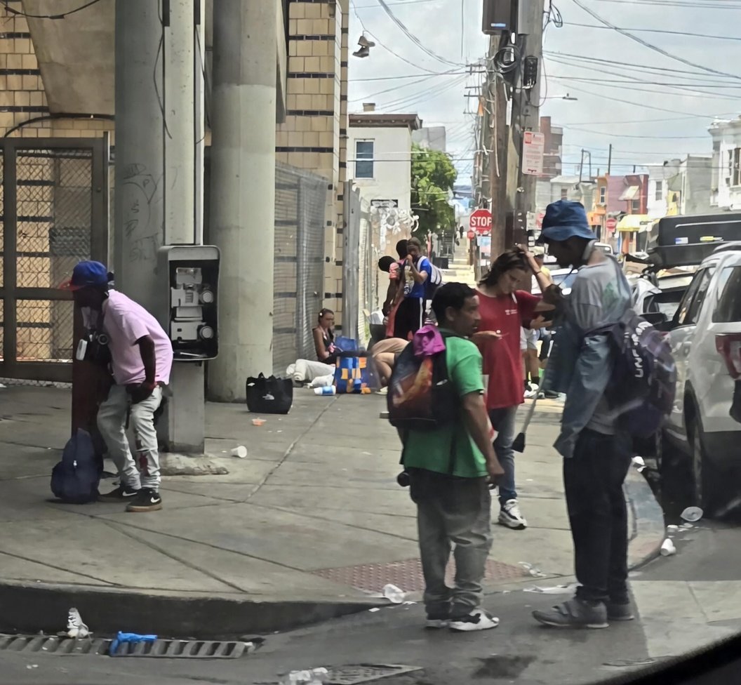 Sarah Zee tweet media