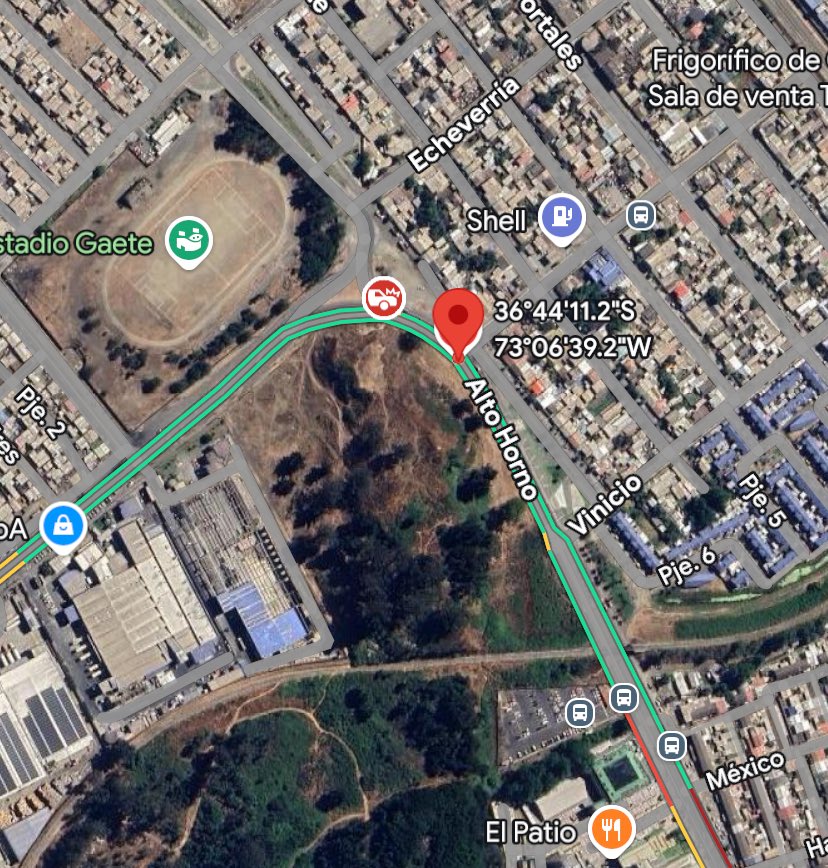 PrimeraThno's tweet photo. ⚠️[AHORA] Nuestra unidad B-1 concurre a llamado de #rescate vehicular en Av. Gran Bretaña y Alto Horno. https://t.co/sobUbebPjk