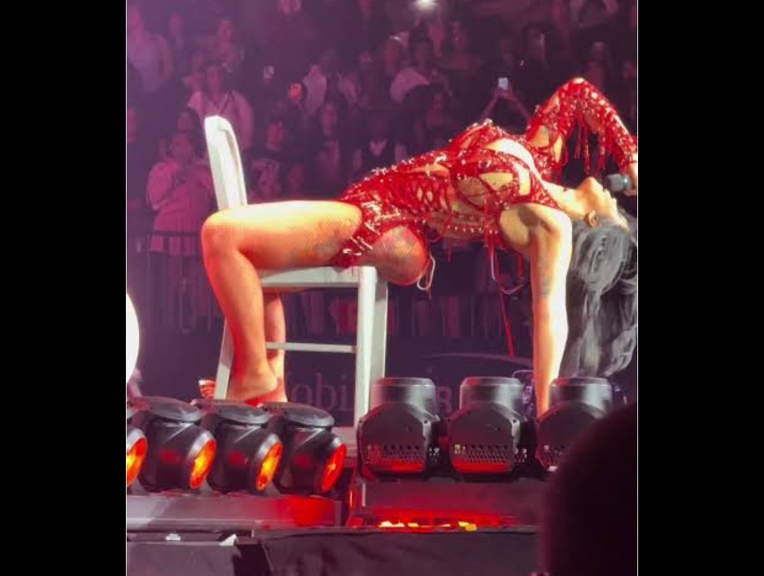 Miss. Spark ✨ tweet media