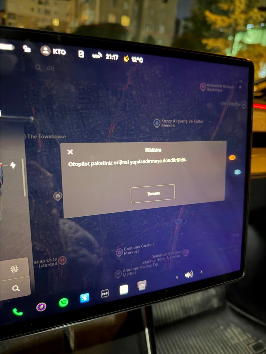 Tesla Maniac tweet media