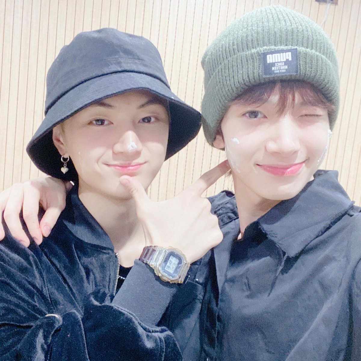 sky 🪽 enhypen is 7 tweet media