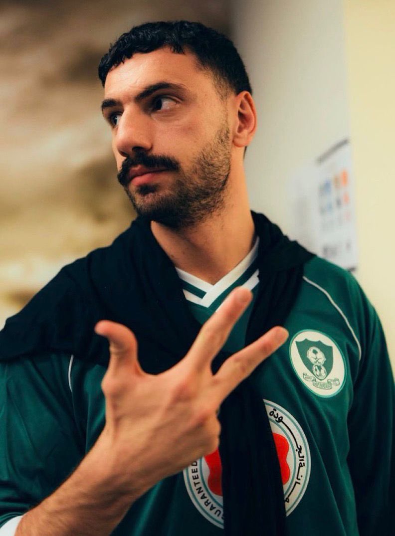 باسل 📊 tweet media