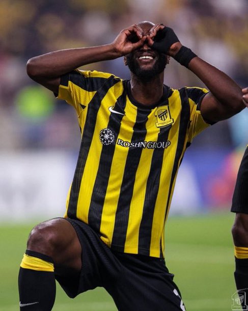 ITTI MANIA - اتي مانيا tweet media