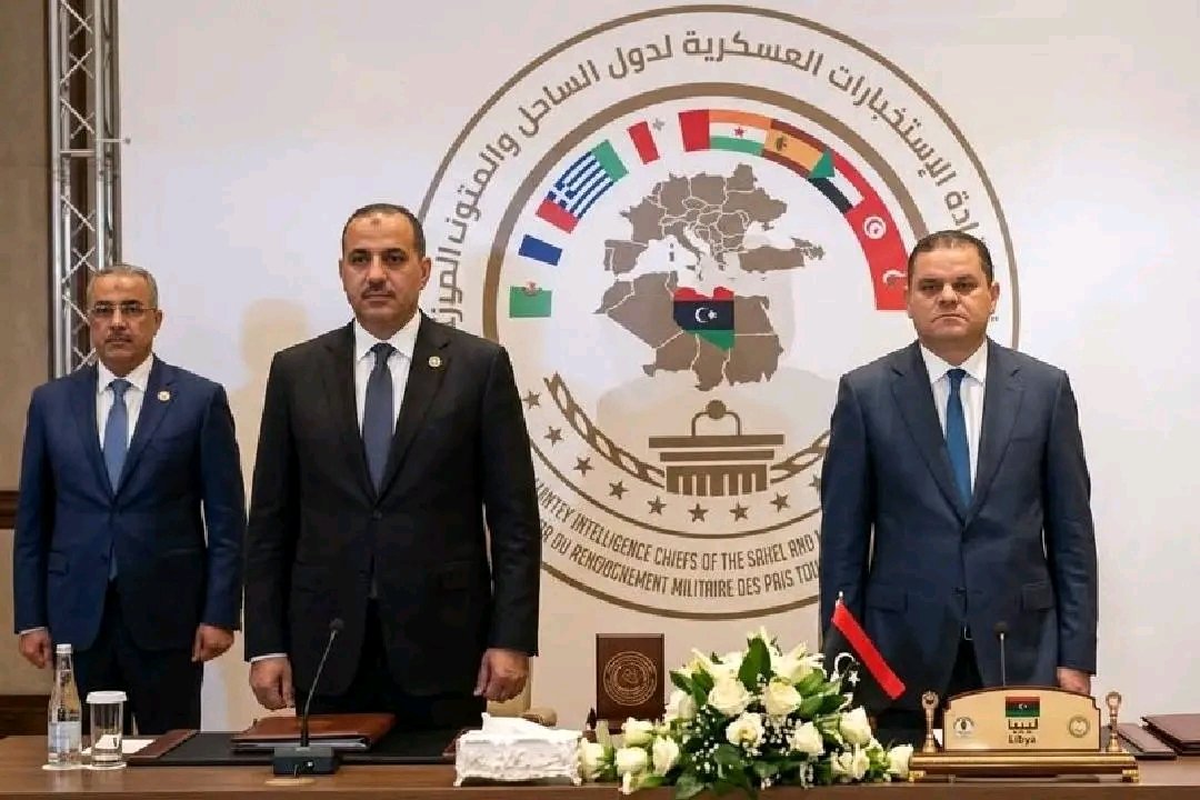 ENDM Trolls tweet media