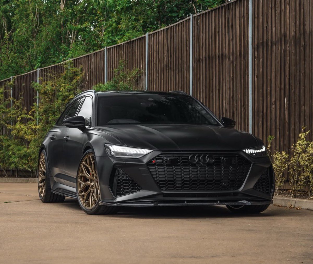carpxrnpicx's tweet image. Audi RS6