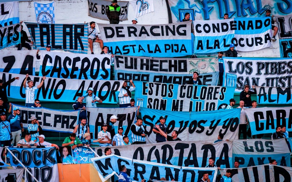 POR QUÉ SERÁ LA BANDA NUNCA FALLA
A DONDE JUEGUE RACING SIEMPRE VA