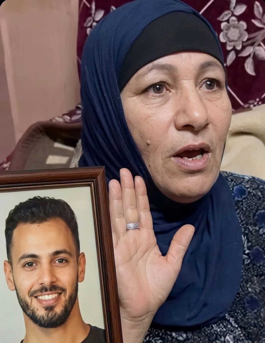 Arab Memes tweet media