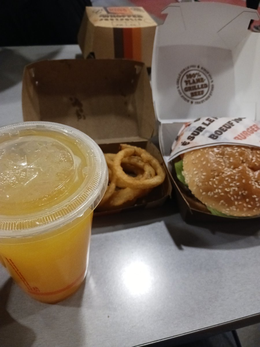 Roaring Hammy 🏇🌹 tweet media