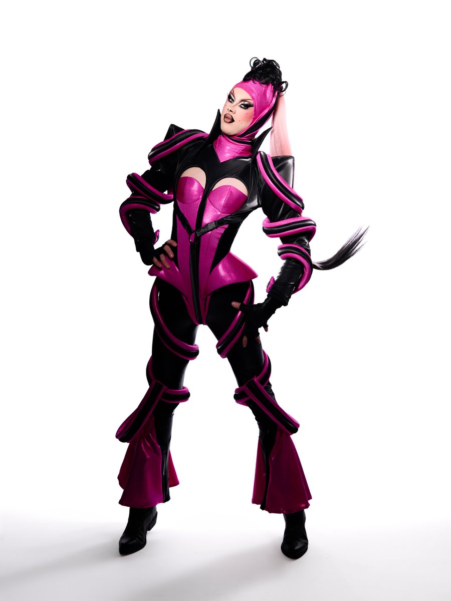 the drag series tweet media