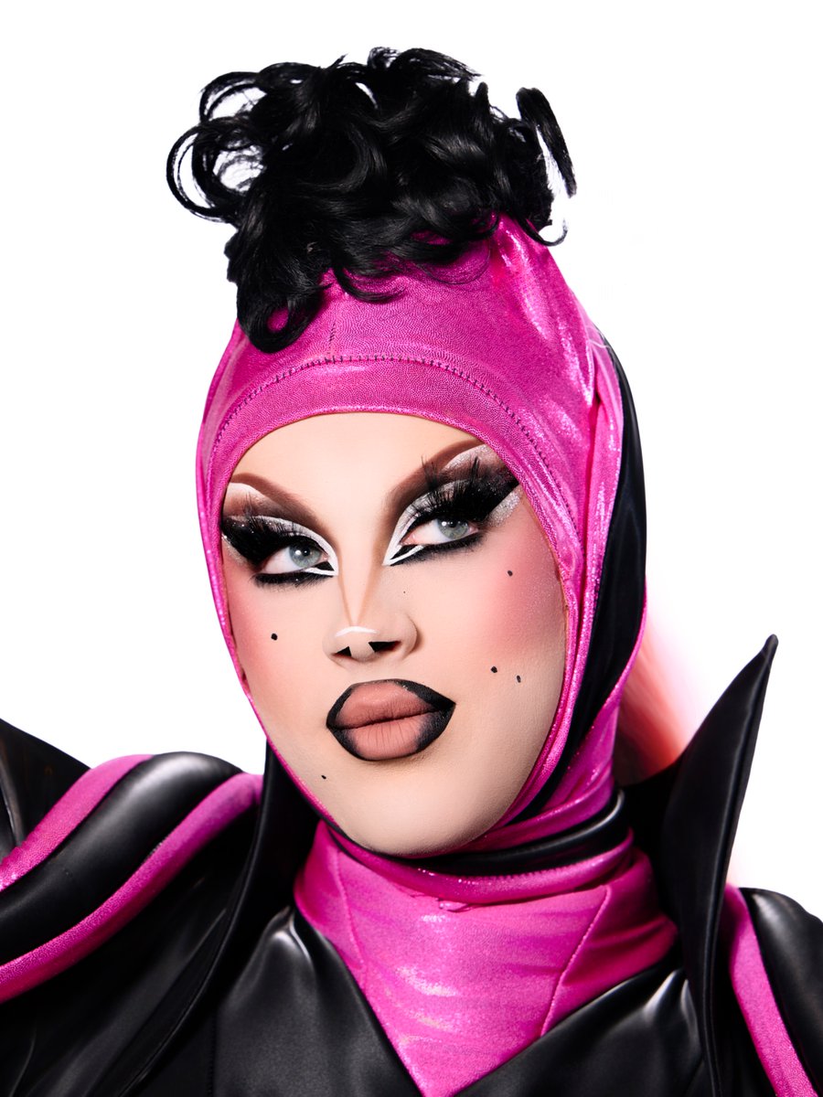 the drag series tweet media