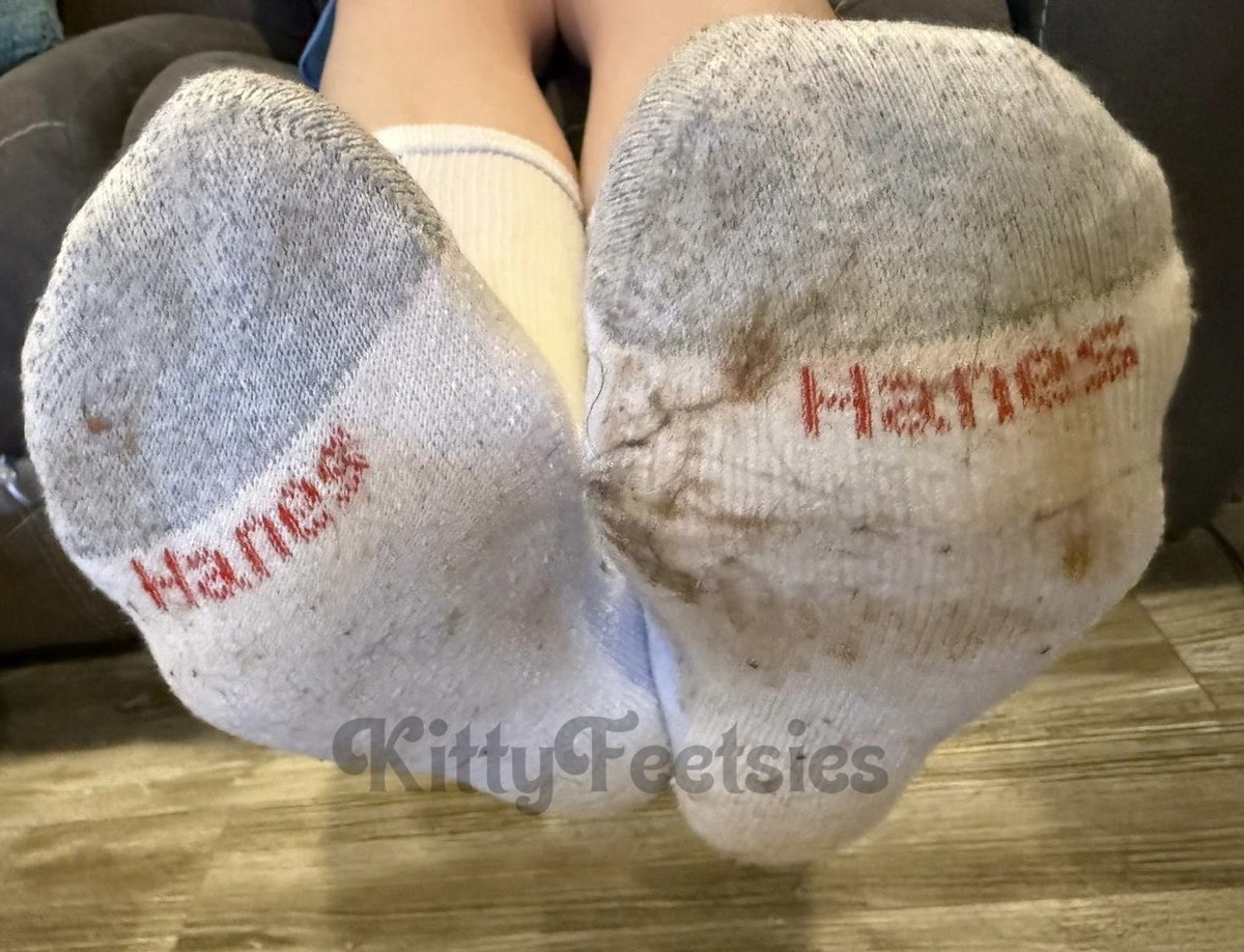 KittyFeetsies 🇨🇦 tweet media