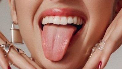 apricot celebs tweet media