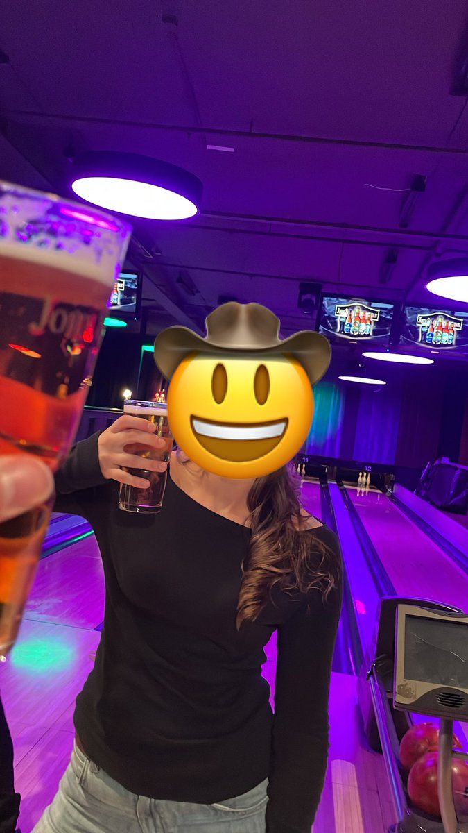 syfilis med stort S tweet media