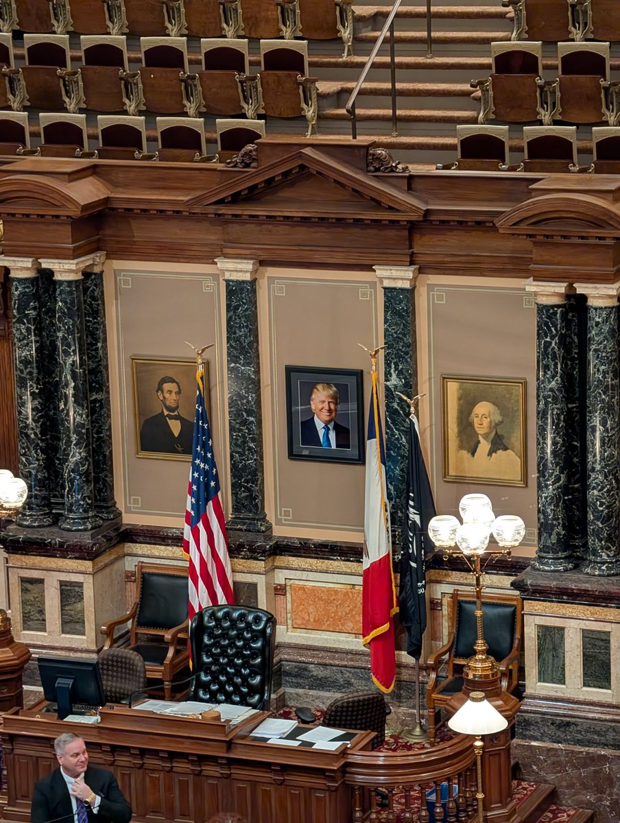 Luke Elzinga tweet media