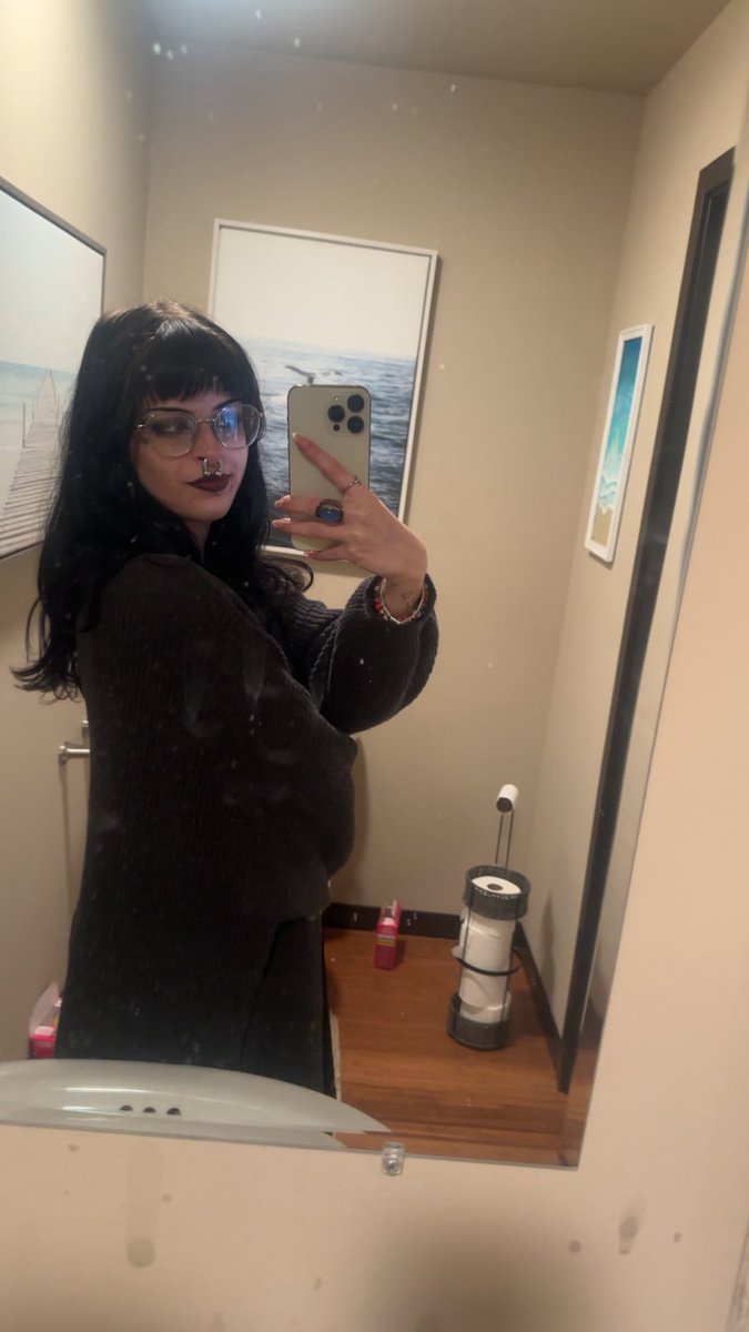 niko 🌝 tweet media