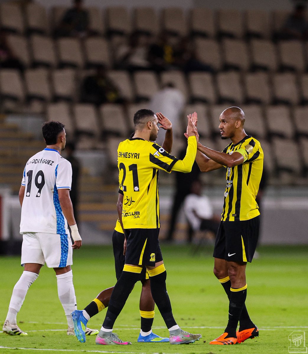 ittihad's tweet photo. 📸| احتفالية النصيري بالهدف الأول ⚽️
#الاتحاد_نيوم https://t.co/SVcq75tY6a