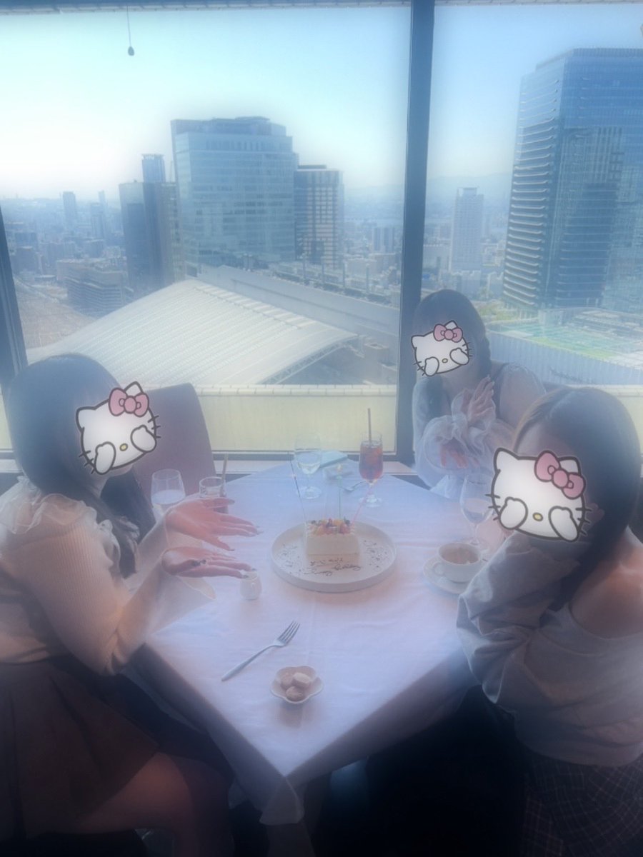 ngmpks_m's tweet photo. おためし⚡️🧠💜爆美女ちゃんと連番して名古屋美女達とレタしゃぶ食べてお散歩した名古屋、広島ガールズと3人で並んだ大阪とお泊まり会からの幸せすぎるお誕生日会してもらった幸せすぎる3日間🥹みんなだいすき https://t.co/jxyZjpQqOe