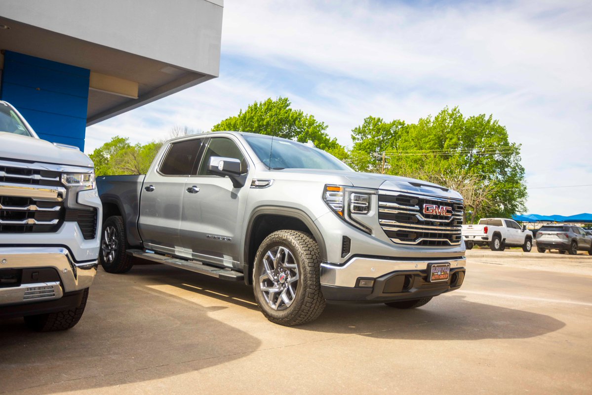 GPolkAutoplex's tweet image. When the truck is right… the deal should be too.

Right now, you can save up to $9,500 on select GMC Sierra 1500 models—built to handle more and look good doing it.

See what’s waiting at Glenn Polk Chevrolet Buick GMC.
glennpolkbuickgmcofgainesville.com/searchnew.aspx…
#Sierra1500 #gpolk #gainesvilletx