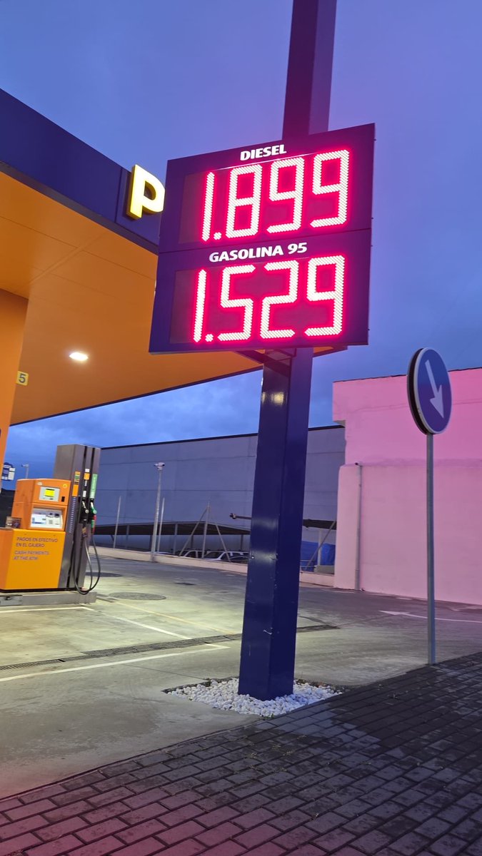 Barry Whyte tweet media