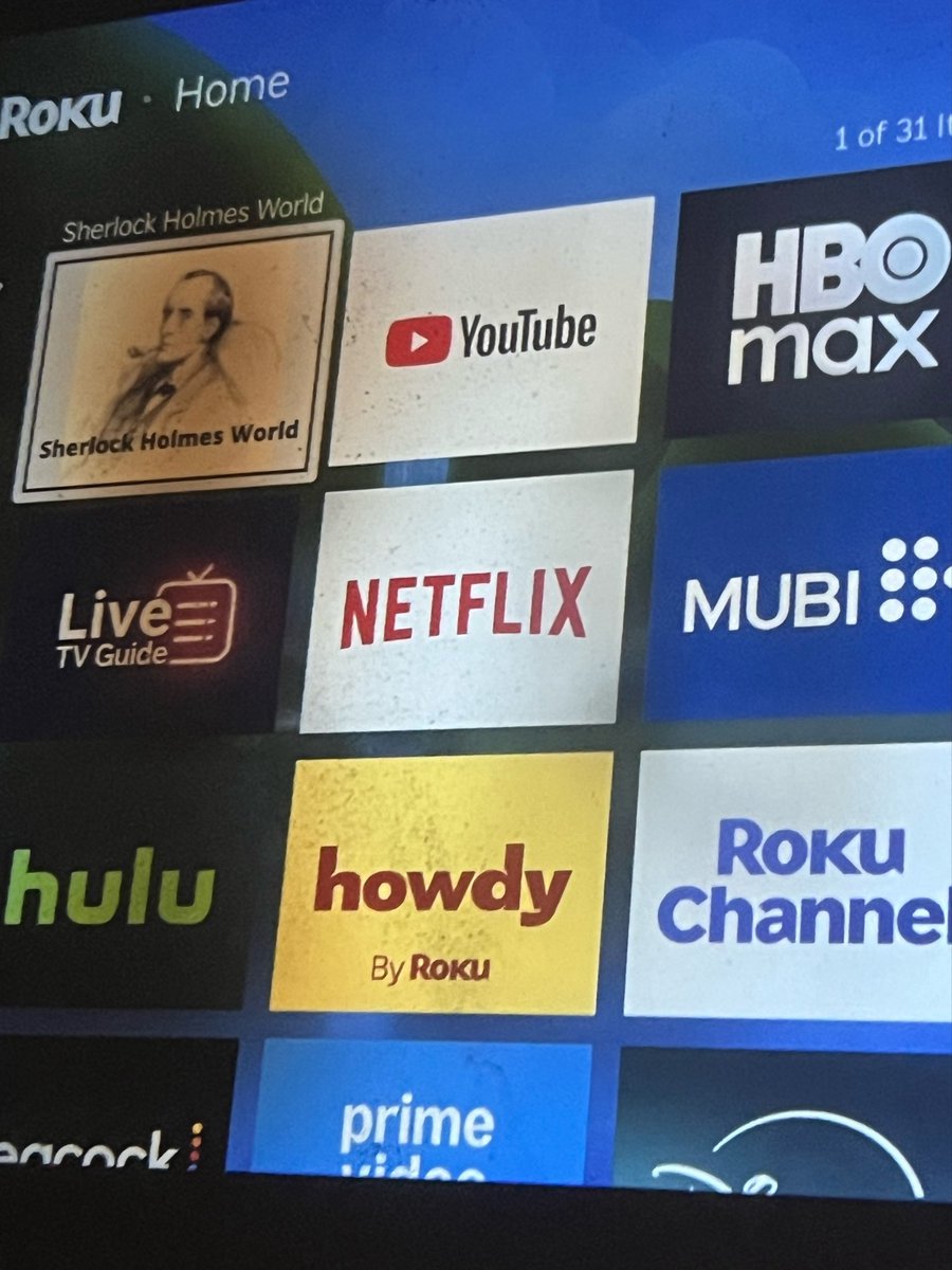 Claire Penis tweet media