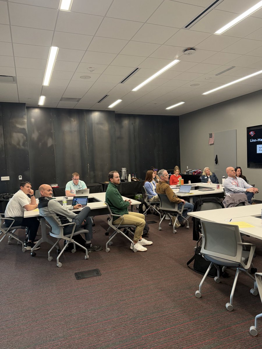 Tara Estep tweet media