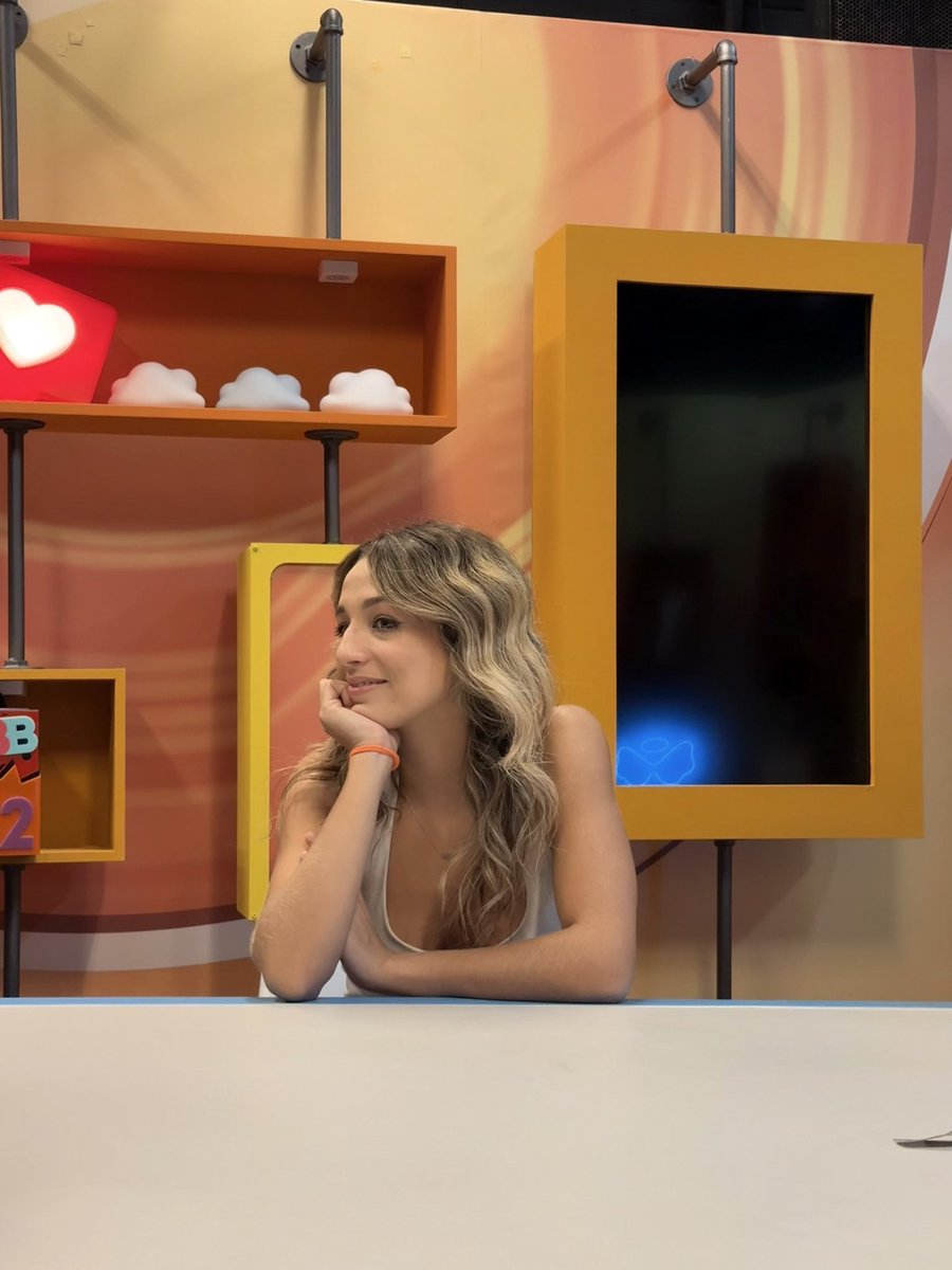 roberta🍍💋 tweet media