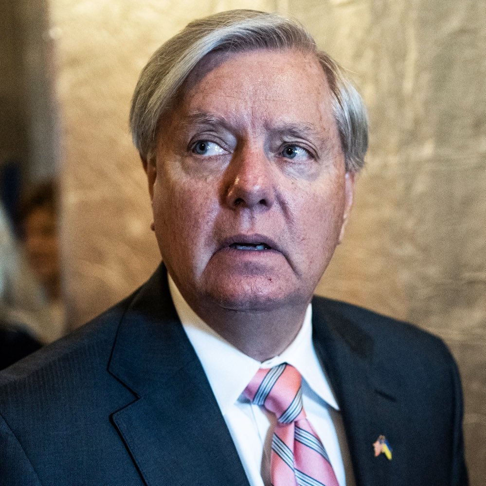 NewsWire tweet media