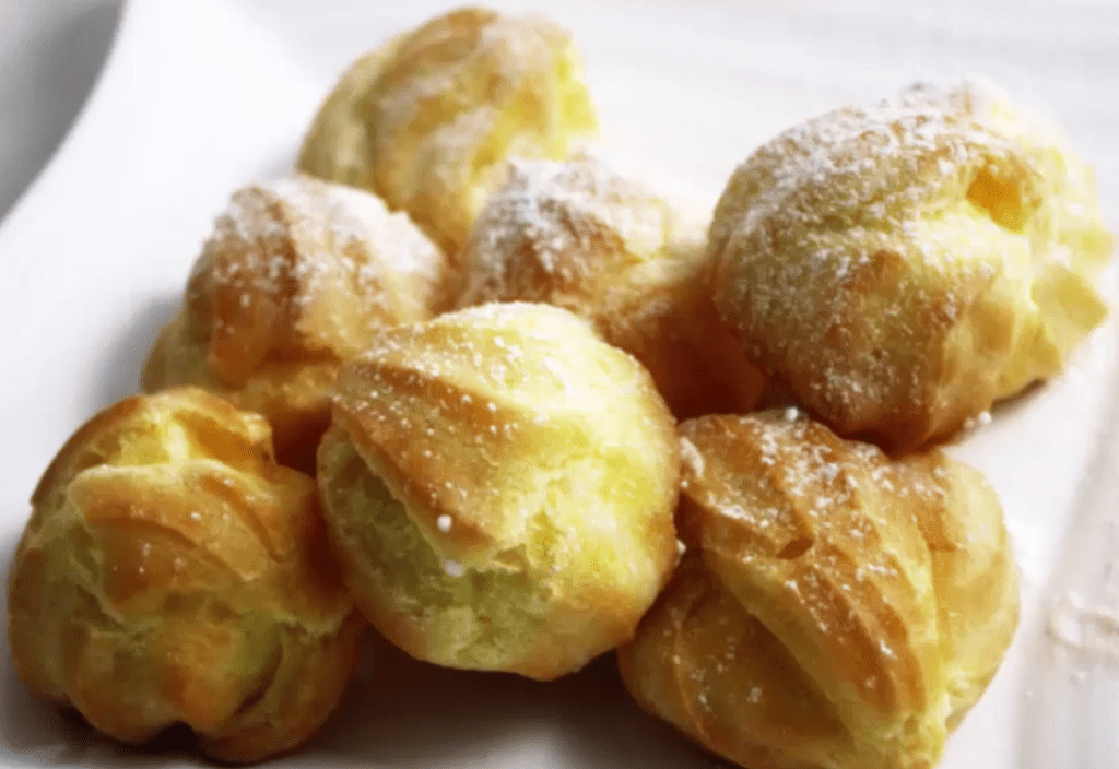 やすひろ tweet media