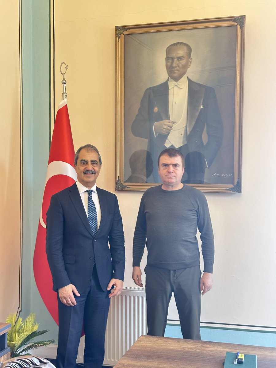 Laki Vingas tweet media