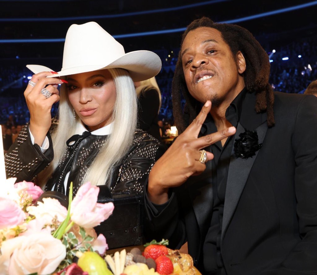 Picture THAT. tweet media