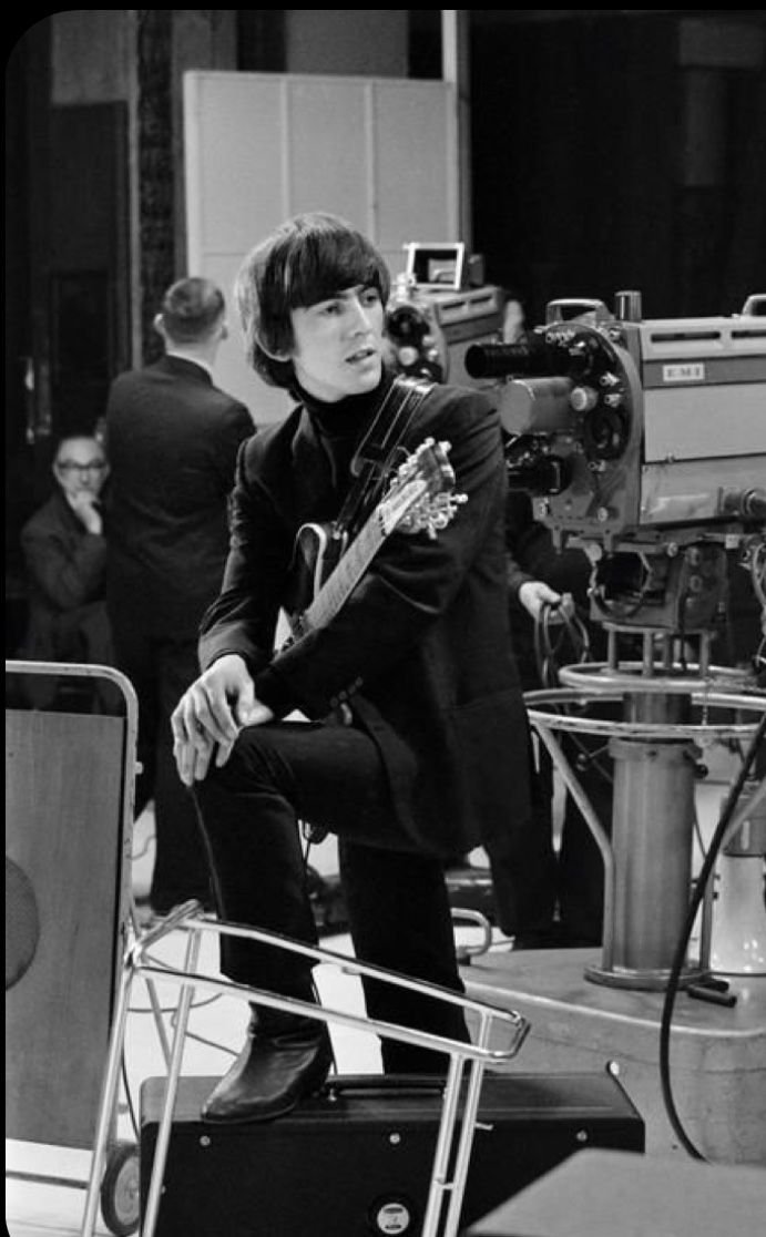 Beatles Archive tweet media