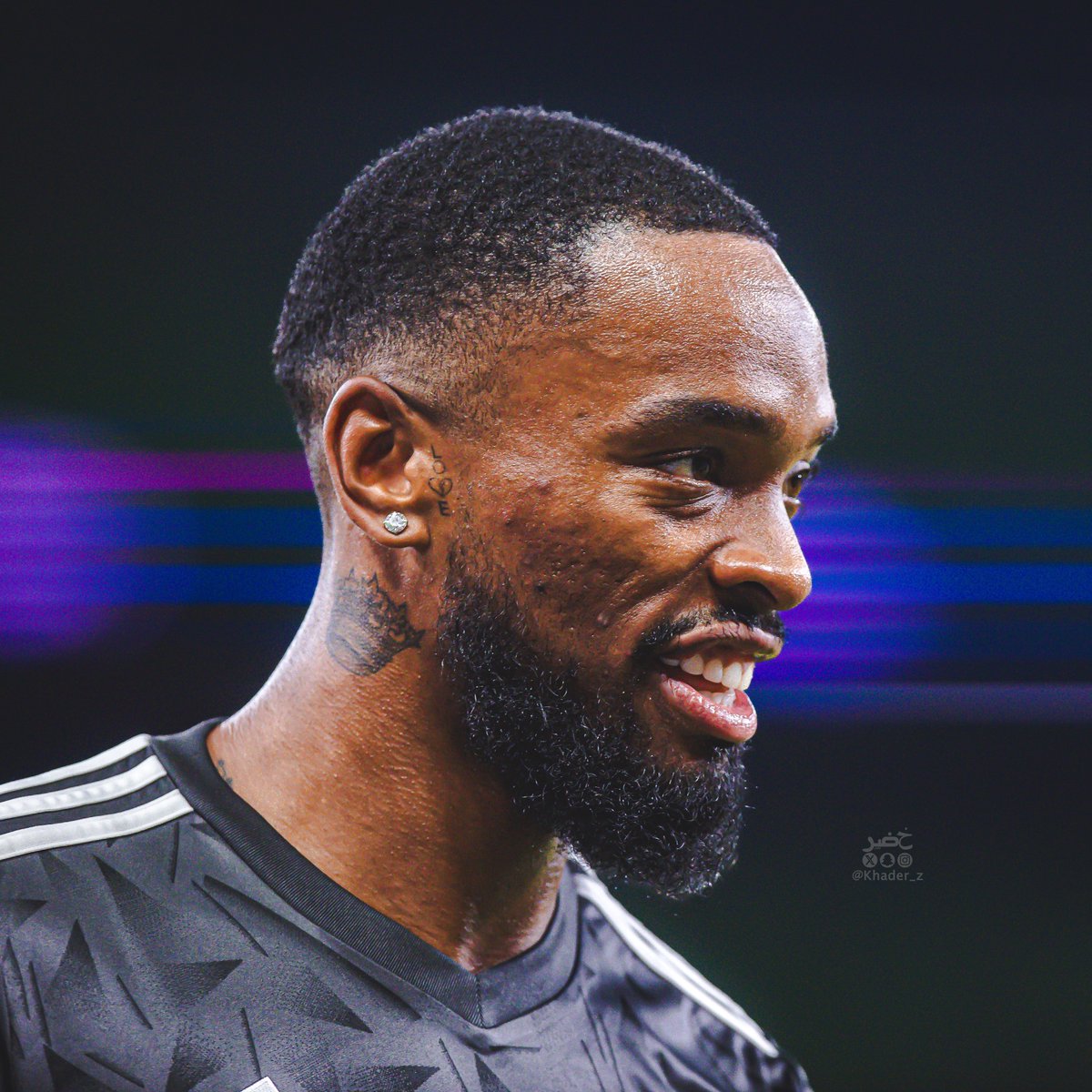 عمرو tweet media