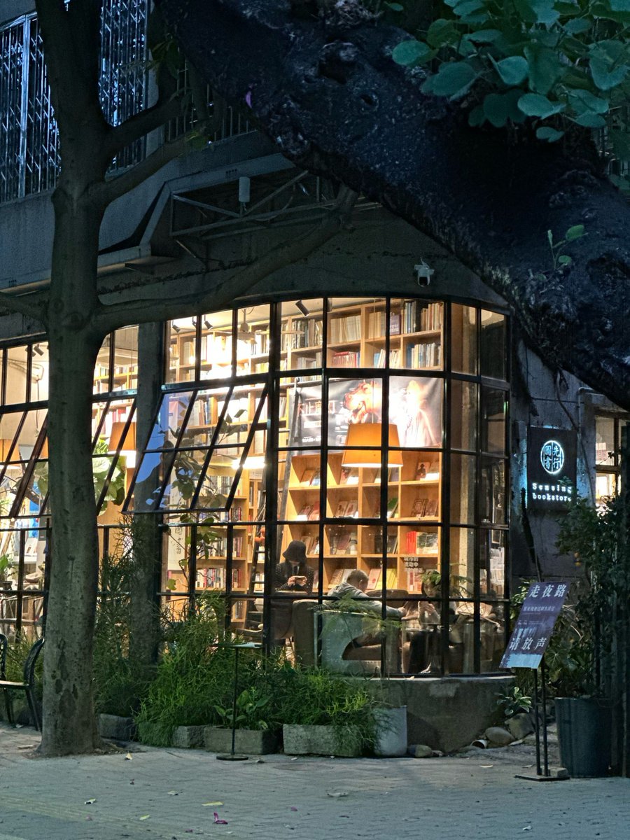 Laurent Boit tweet media