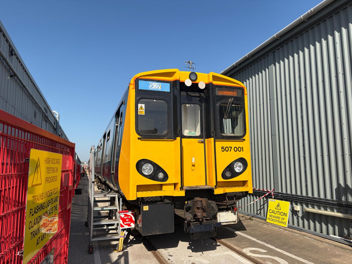 class_507's tweet image. Today we welcomed society members to Litchurch Lane. They enjoyed a tour of some of @AlstomUK’s train manufacturing facilities, and of course, a visit to 507001 complete with simulator. A thorough enjoyable day for all involved!