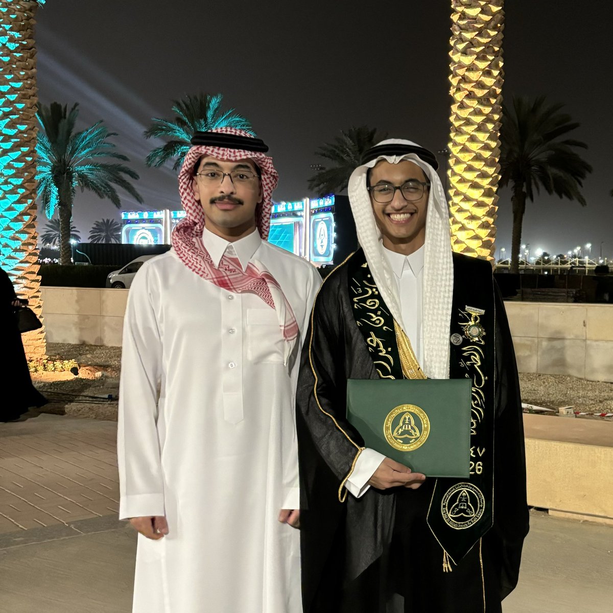 سلطان tweet media