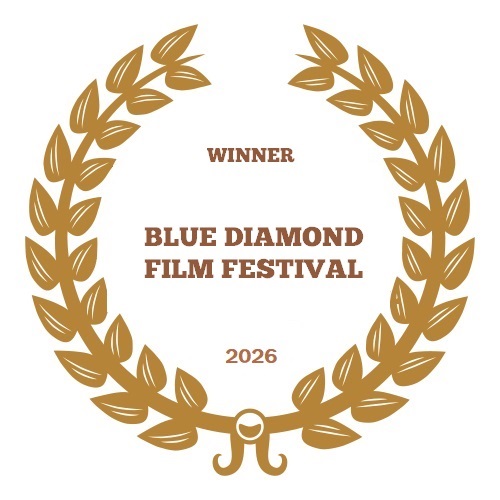 DeepShock_2017's tweet photo. Awards #849-852! Today we're happy to announce that "Deep Shock" has won 4 new awards at the "Blue Diamond Film Festival" of Marseille (France): Best Thriller, Director (Davide Melini), Supporting Actor (George Bracebridge), Original Score.
Congratulations!!! https://t.co/ERV3MJh4AZ
