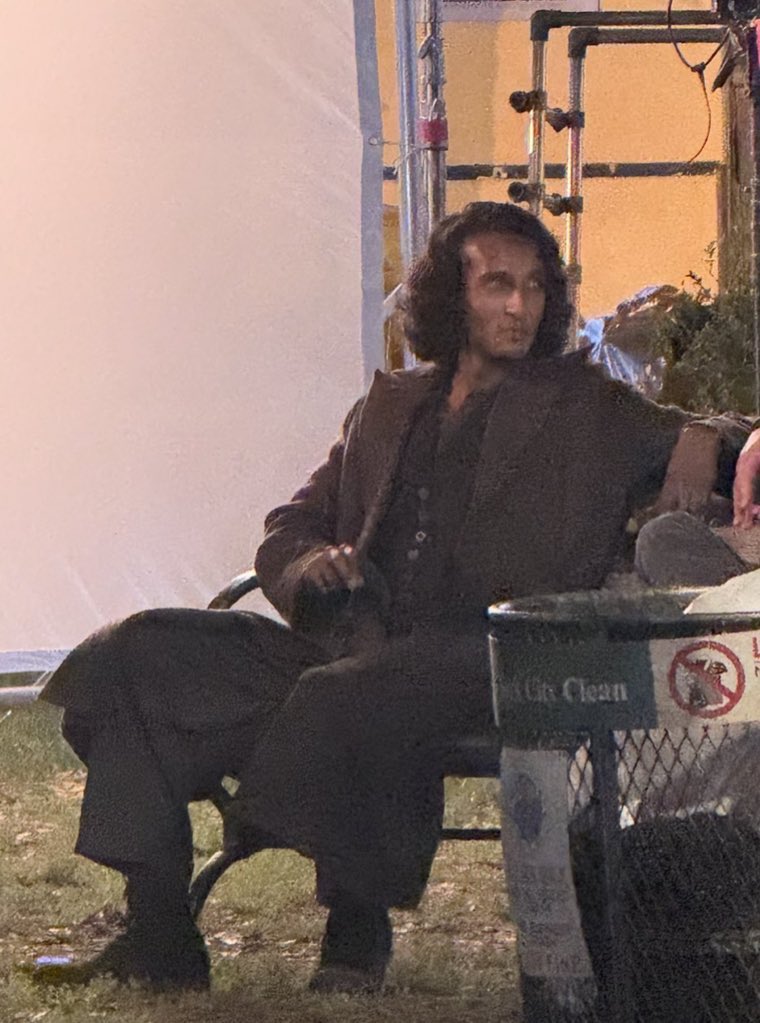 pea 🦇 devil's minion truther tweet media